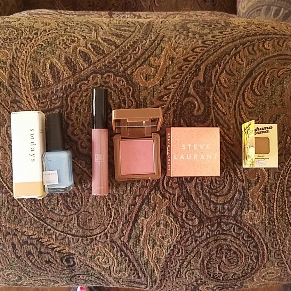 Makeup lot